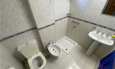 DEPARTAMENTO A LA VENTA EN CASTELAR CENTRO