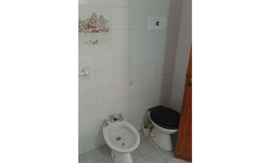 Venta Casa Patricios. 2 Dor Mas Dpto 1 Dor Pa