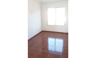 Venta Casa Patricios. 2 Dor Mas Dpto 1 Dor Pa