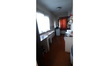 EXCELENTE CHALET EN VENTA. BARRIO AERONAUTICO - ITUZAINGO NORTE