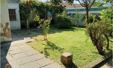 EXCELENTE CHALET EN VENTA. BARRIO AERONAUTICO - ITUZAINGO NORTE