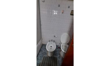 EXCELENTE CHALET EN VENTA. BARRIO AERONAUTICO - ITUZAINGO NORTE