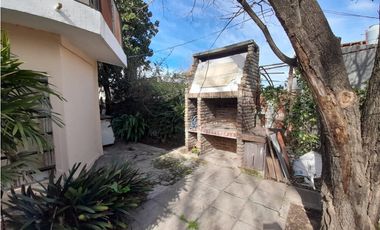 IMPORTANTE CHALET Y DEPARTAMENTO EN VENTA. VILLA UDAONDO