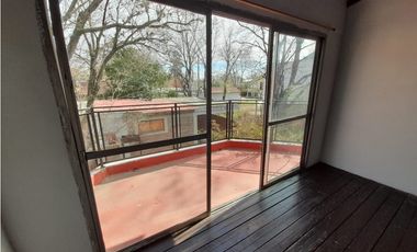 IMPORTANTE CHALET Y DEPARTAMENTO EN VENTA. VILLA UDAONDO