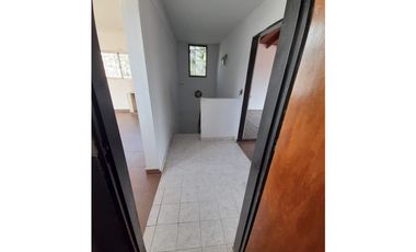 IMPORTANTE CHALET Y DEPARTAMENTO EN VENTA. VILLA UDAONDO