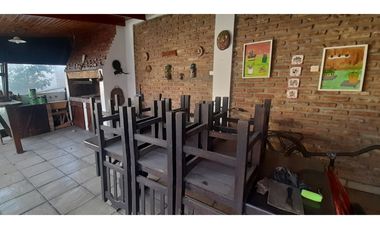 Hermosa casa en dos plantas en venta. Ituzaingó Norte