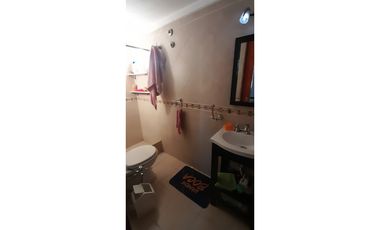 Hermosa casa en dos plantas en venta. Ituzaingó Norte