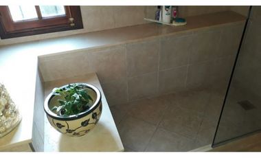 Casa en Venta de 5 Dor con pileta B° Arguello - zona norte Córdoba