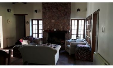 Casa en Venta de 5 Dor con pileta B° Arguello - zona norte Córdoba