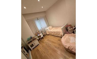 Alto Palermo  Departamento en Venta 4 dormitorios remodelado a nuevo