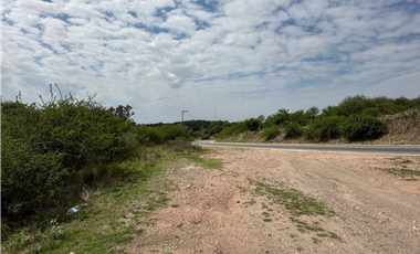 Camino Del Cuadrado - Lote En Venta De 1,6ha - Río Ceballos