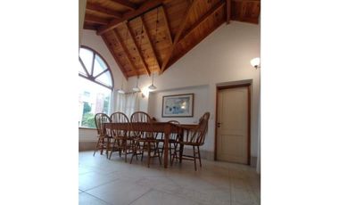¡¡ Encantadora casa a dos Cuadras del Mar en Zona Golf !!
