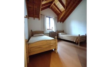 ¡¡ Encantadora casa a dos Cuadras del Mar en Zona Golf !!