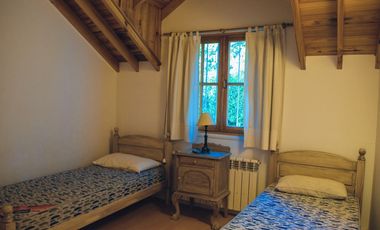 ¡¡ Encantadora casa a dos Cuadras del Mar en Zona Golf !!