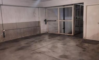 Cochera en  Venta