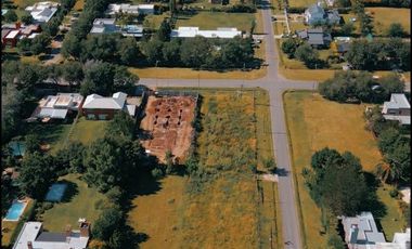 Oficinas y Locales en Aldea - Fisherton