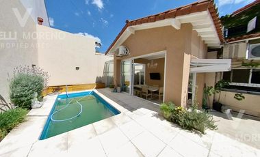 Chalet pileta cochera zona residencial