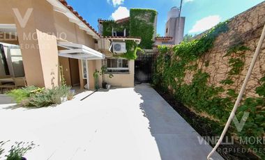 Chalet pileta cochera zona residencial