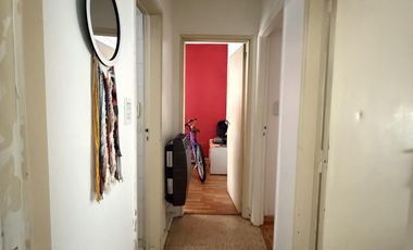 Depto 3 ambientes, 2° piso por escalera, 61m², muy buen estado y excelente ubicación – Lomas Oeste