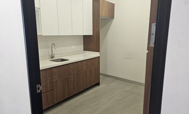 Rento local de 126 m² zona Obispado, Monterrey N.L.