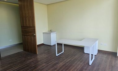 Rento local de 126 m² zona Obispado, Monterrey N.L.