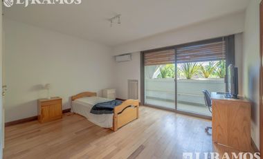 CASA EN SAN ISIDRO CHICO