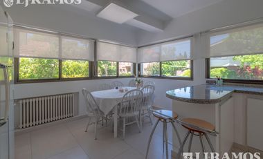 CASA EN SAN ISIDRO CHICO