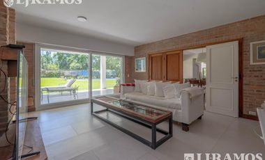 CASA EN SAN ISIDRO CHICO