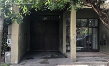 Amplio galpón en VENTA en Quilmes Centro