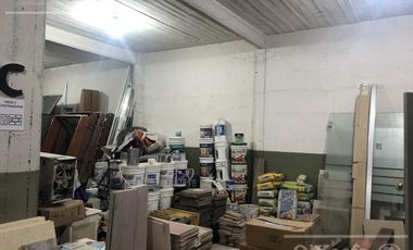Amplio galpón en VENTA en Quilmes Centro