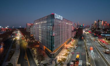 Loft en alquiler con vista al puerto y plaza. Distrito Quartier, Retiro.
