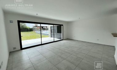 Duplex en Venta - 3 Dormitorios -  en 7 Soles - MALAGUEÑO