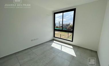 Duplex en Venta - 3 Dormitorios -  en 7 Soles - MALAGUEÑO