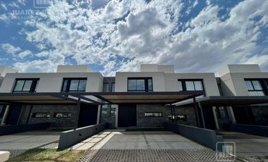 Duplex en Venta - 3 Dormitorios -  en 7 Soles - MALAGUEÑO