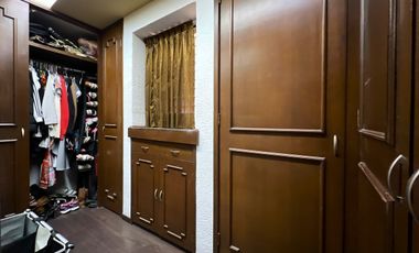 Casa en Venta Jardines de Guadalupe con Uso de Suelo Mixto, Ideal para edificio.