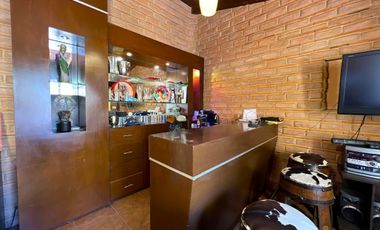 Casa en Venta Jardines de Guadalupe con Uso de Suelo Mixto, Ideal para edificio.