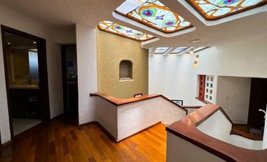 Casa en Venta Jardines de Guadalupe con Uso de Suelo Mixto, Ideal para edificio.