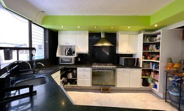 Casa en Venta Jardines de Guadalupe con Uso de Suelo Mixto, Ideal para edificio.