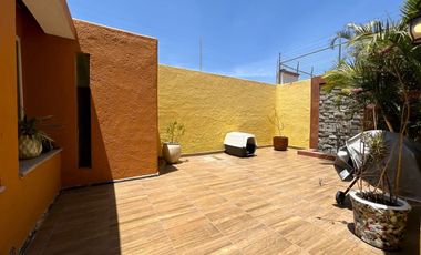 Casa en Venta Jardines de Guadalupe con Uso de Suelo Mixto, Ideal para edificio.