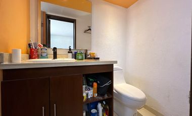 Casa en Venta Jardines de Guadalupe con Uso de Suelo Mixto, Ideal para edificio.