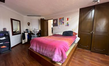 Casa en Venta Jardines de Guadalupe con Uso de Suelo Mixto, Ideal para edificio.