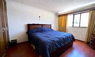 Casa en Venta Jardines de Guadalupe con Uso de Suelo Mixto, Ideal para edificio.