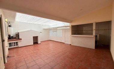 CASA EN VENTA EN FRACCIONAMIENTO REVOLUCIÓN