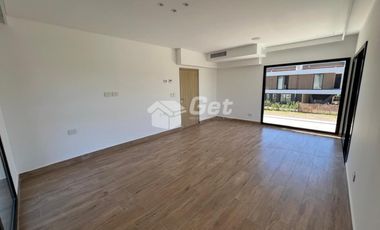 Casa en El Yacht a la venta y en alquiler anual Nordelta