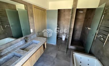 Casa en El Yacht a la venta y en alquiler anual Nordelta