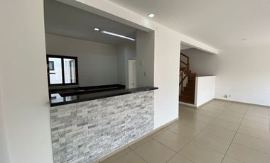 Casa en Venta Vista Bosques, con ampliación cerca de carretera México - Toluca