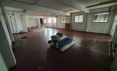 Depósito en  planta alta en lomas de zamora