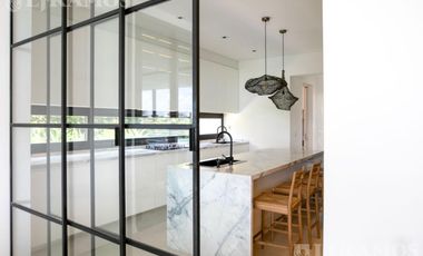 Casa en alquiler temporal en el Barrio Costas, Puertos / Escobar