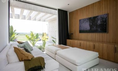 Casa en alquiler temporal en el Barrio Costas, Puertos / Escobar