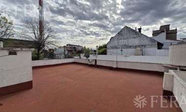 Venta casa 3 ambientes con patio en Sarandi